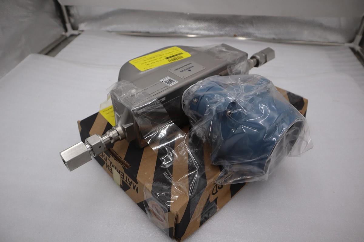 NEW Micro-Motion MMI-20022762 Mass Flow Sensor 21300164/ F025S319CCAAEZZZZ #G529