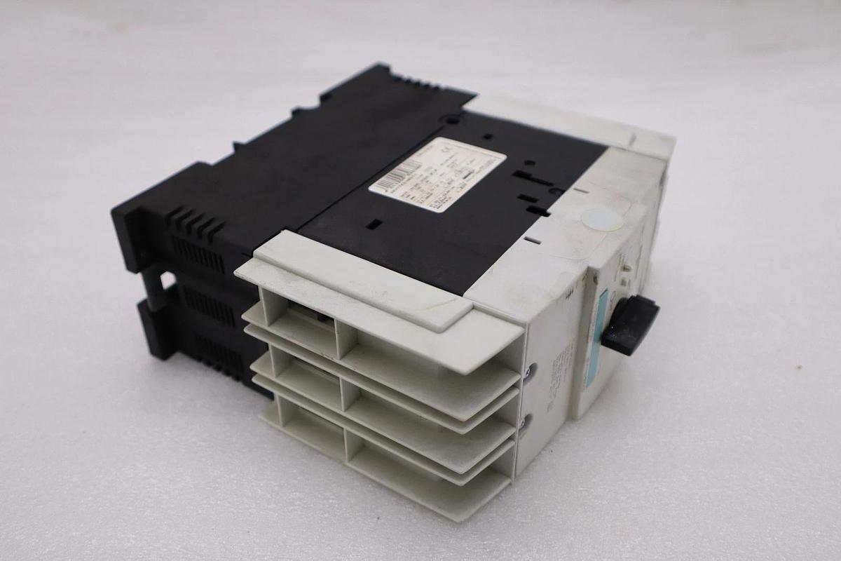 Used SIEMENS 3RV1742-5BD10  CIRCUIT BREAKER 15A STOCK H1426