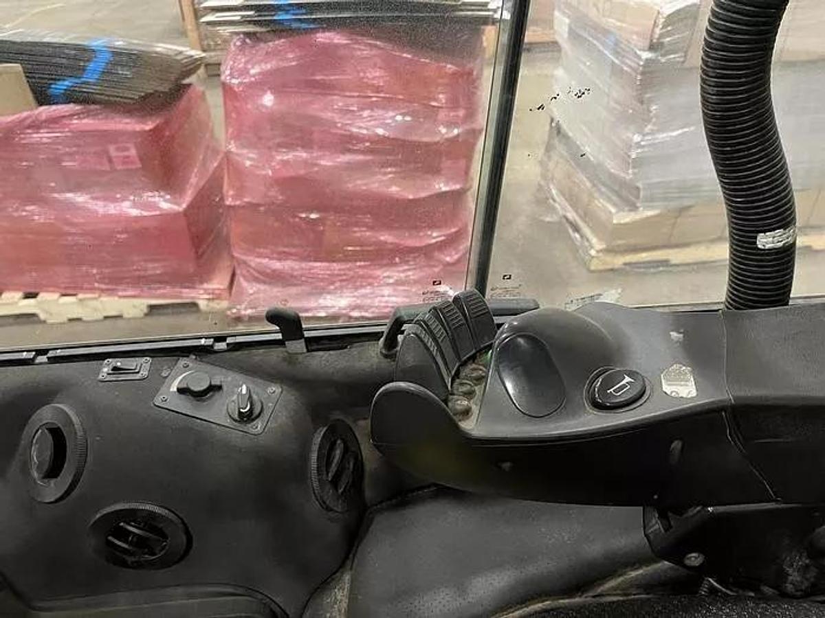 Used 2019 12,000 POUND HYSTER MODEL S120FTPRS ENCLOSED CABIN ROLL CLAMP FORKLIFT