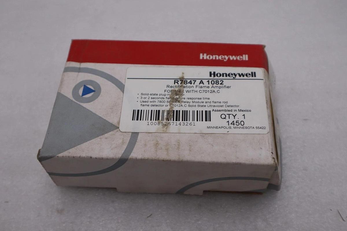 NEW OPEN BOX Honeywell R7847 A 1082 Rectification Flame Amplifier STOCK K1622A
