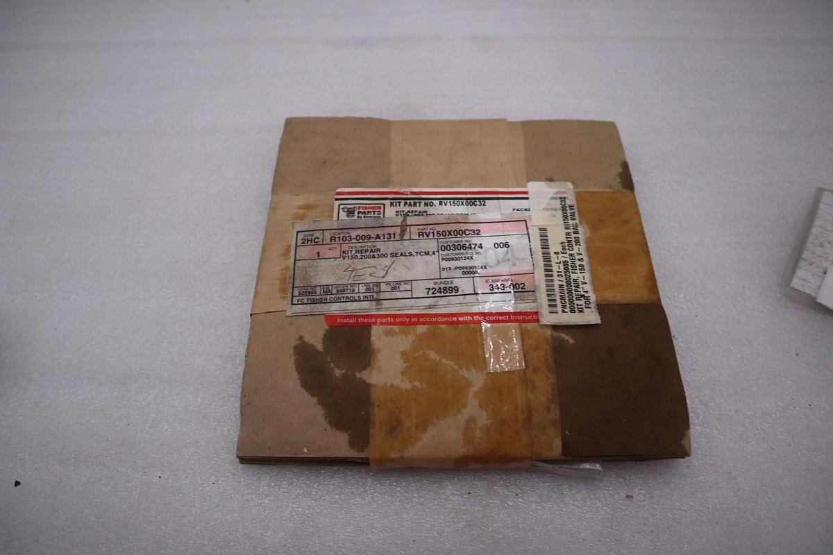 FISHER RV150X00C32 PARTS KIT REPAIR STOCK #143A