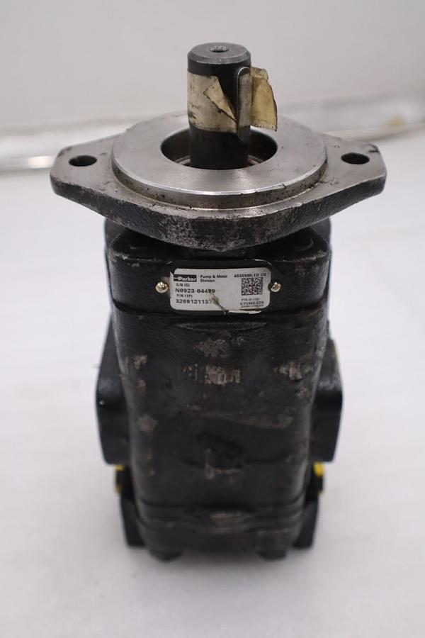 Used 3269121137 Parker Commercial Intertech Gear Pump STOCK H1838