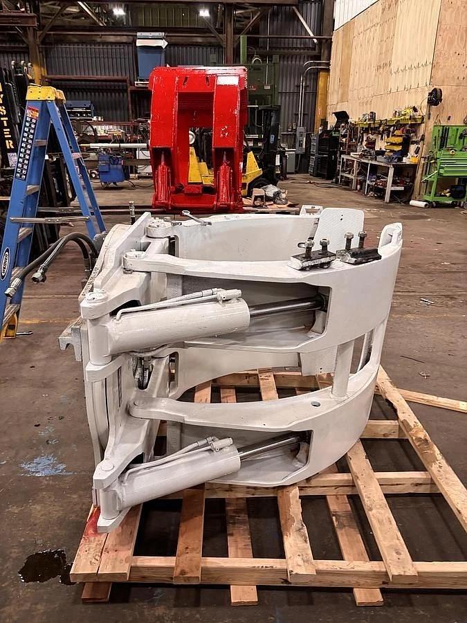 Used 72" CASCADE 42H-RCP-4A-0085 ROLL CLAMP MANUFACTURED 2019
