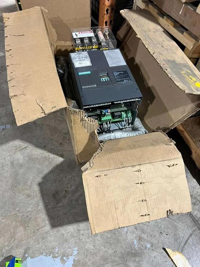 Used SIEMENS 6RA8018-2FV62-0AA0 DRIVE SINAMICS DCM 30A 480V - STOCK CC-13