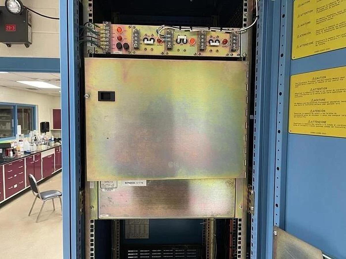 Used ROSEMOUNT SYSTEM 3 DCS SYSTEM MODEL 6000 STOCK 904003