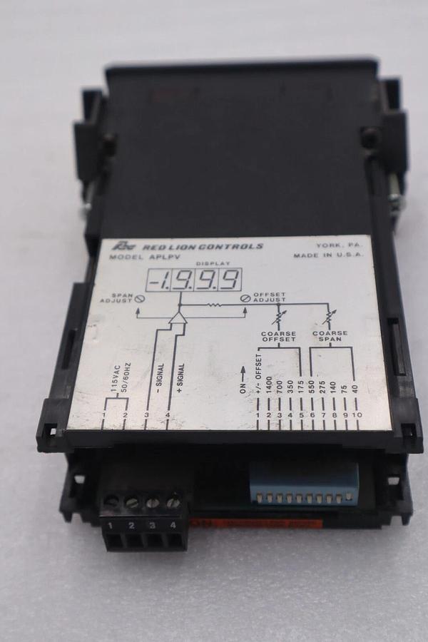 Used RED LION CONTROLS MODEL APLPV PROCESS VOLTMETER 115VAC 50/60Hz STOCK L-555-C