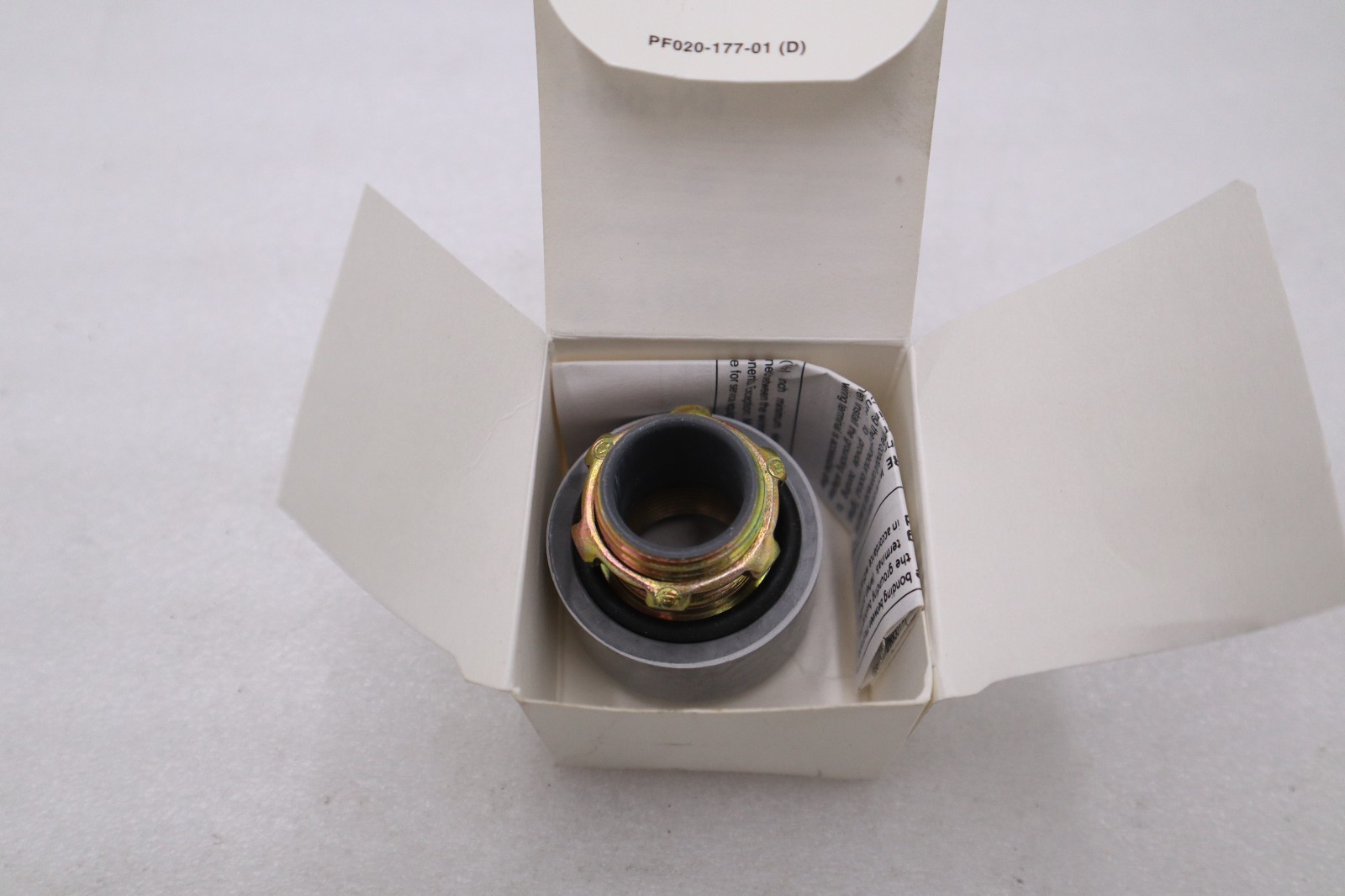 LOT OF 2 - ALLEN-BRADLEY 1490-N9 3/4" NON-METALLIC CONDUIT CONNECTOR STOCK H537A