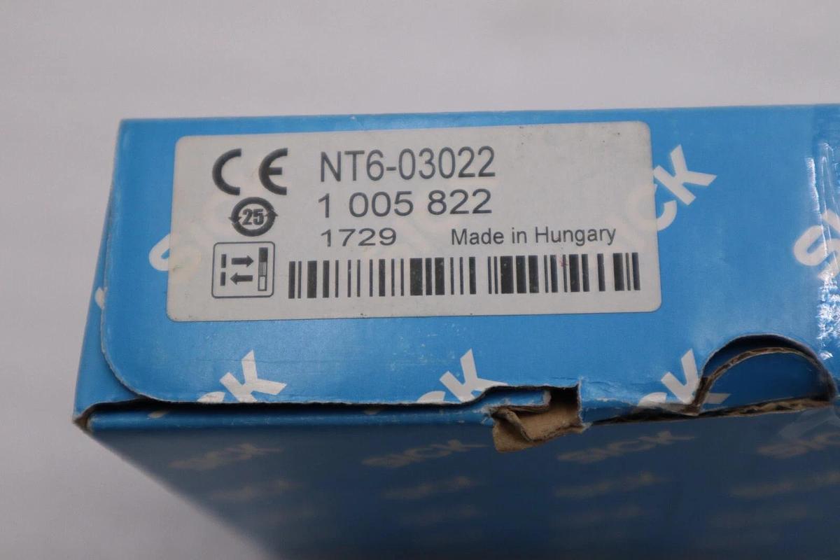 NEW SICK NT6-03022 / NT603022 1005822 Photoelectric Color Sensor STOCK H644A