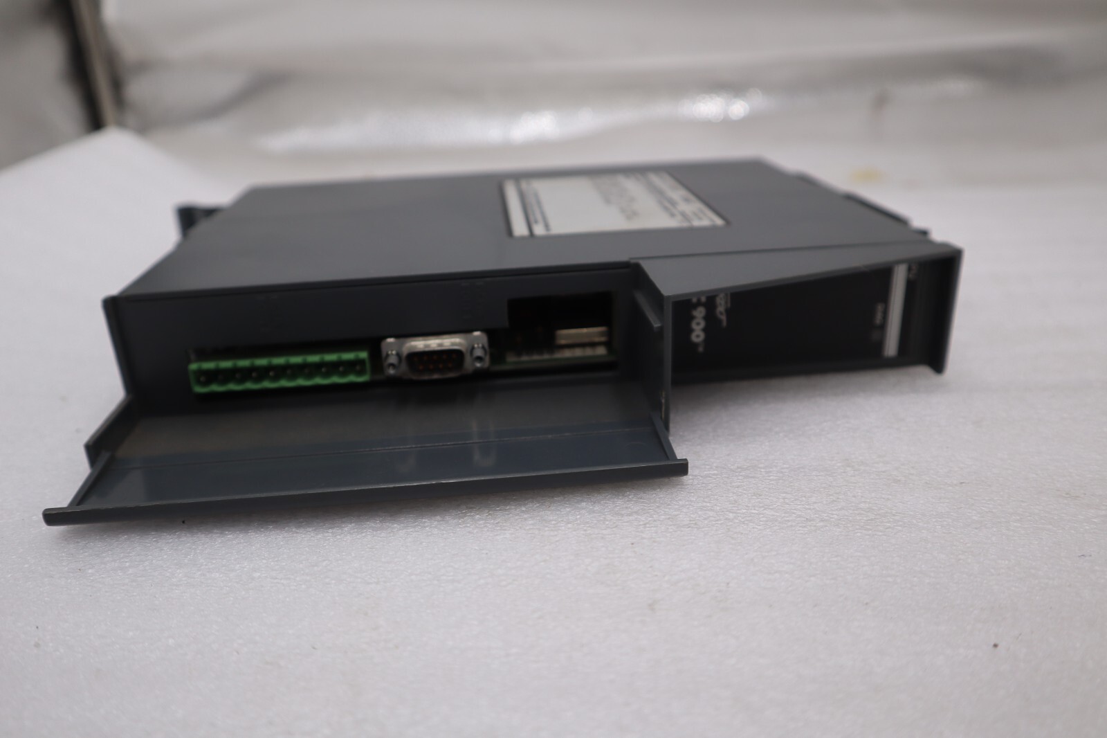 Used FIVES GIDDINGS & LEWIS 502-03638-41R2 PIC900 PROGRAMMABLE INDUSTRIAL COMPUTER