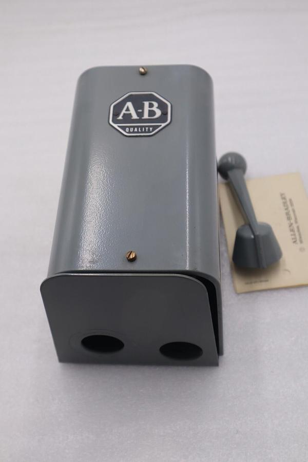 NEW ALLEN BRADLEY 806-D42 DRUM SWITCH REVERSING 4POLE STOCK 5474