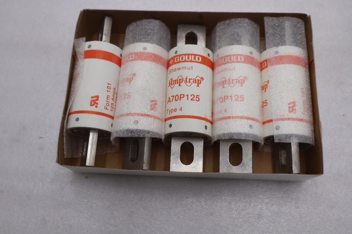 BOX OF 5 - Amp Trap Ferraz Shawmut A70P125-4 Semiconductor Fuse - STOCK GF839