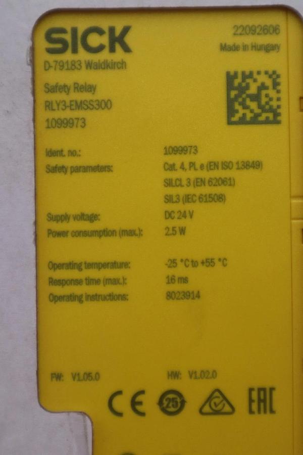 SICK RLY3-EMSS300 1099973 SAFETY RELAY NEW OPEN BOX STOCK K327A