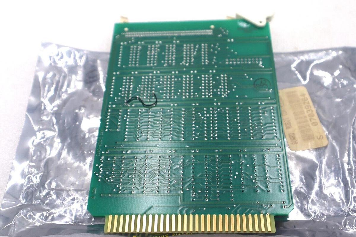 Used NEW CYBEQ 0125-0473 ROBOT I/O INTERFACE BOARD STOCK #2726