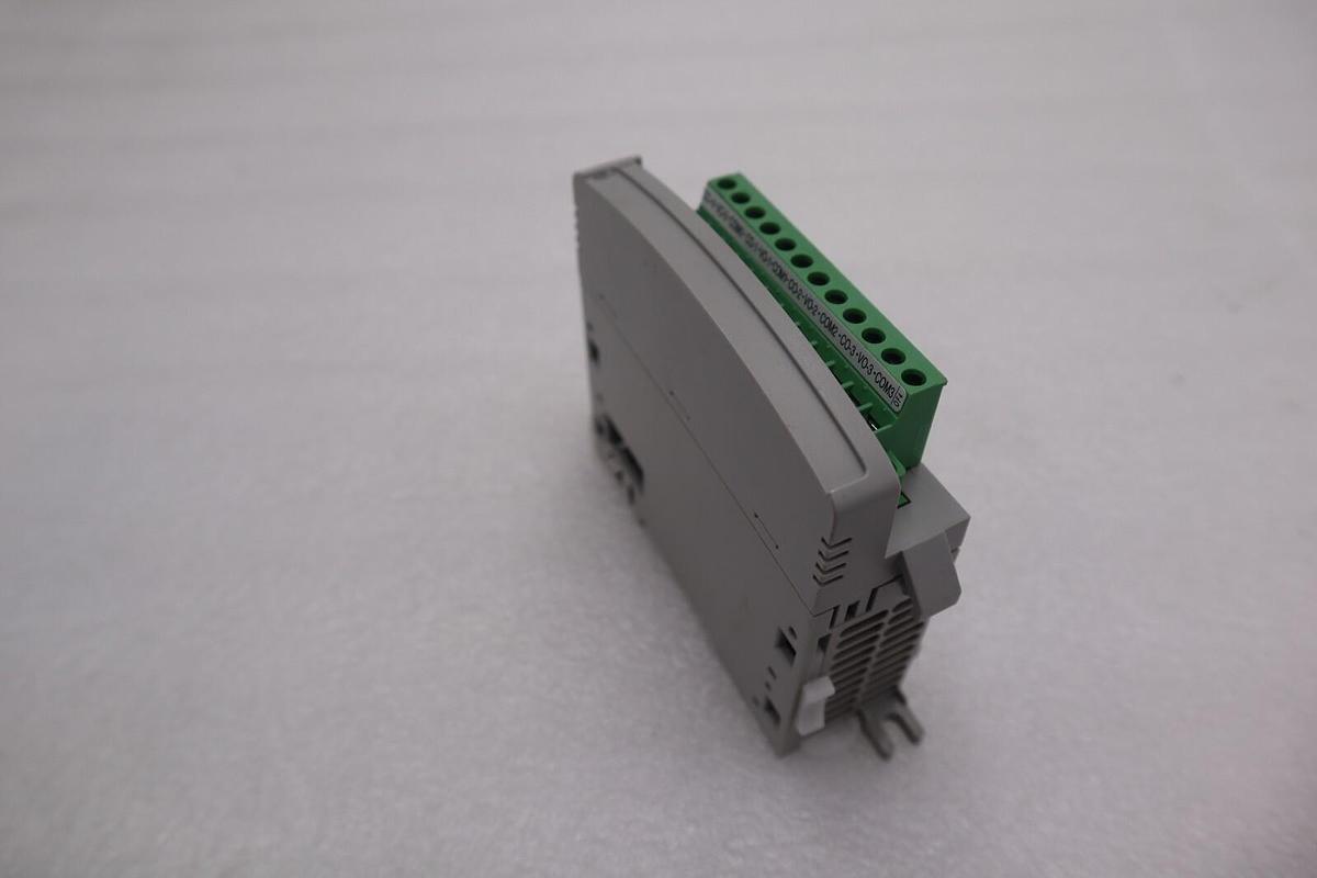 Used NEW Allen-Bradley 2085-OF4 Ser A Micro800 4 Analog Output Module STOCK K-2771