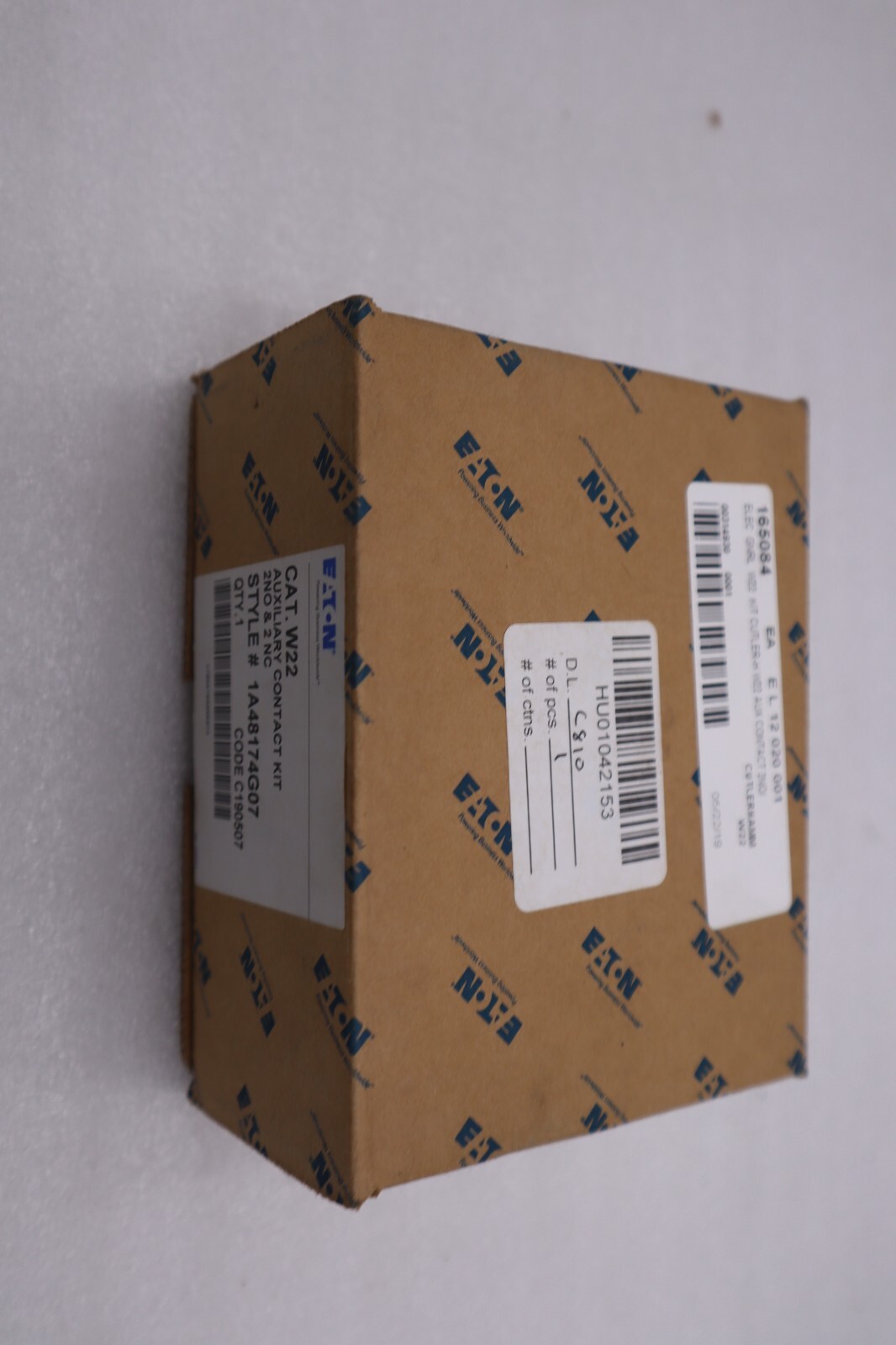 Used NEW OPEN BOX Eaton W22 Auxiliary Contact Kit 2NO & 2 NC STOCK G399A