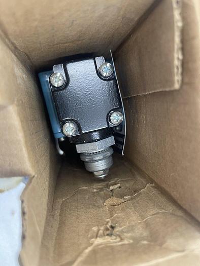 HONEYWELL 151ML1 MICRO SWTICH PRECISION LIMIT SWITCH - NEW STOCK 3840