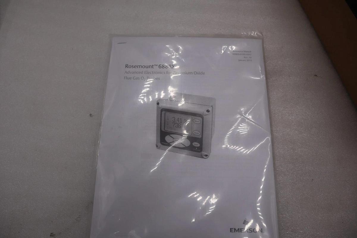 Rosemount 6888XI-1OXY-02-00-00-00-00-00 Conductivity Analyzer NEW UNIT #5912