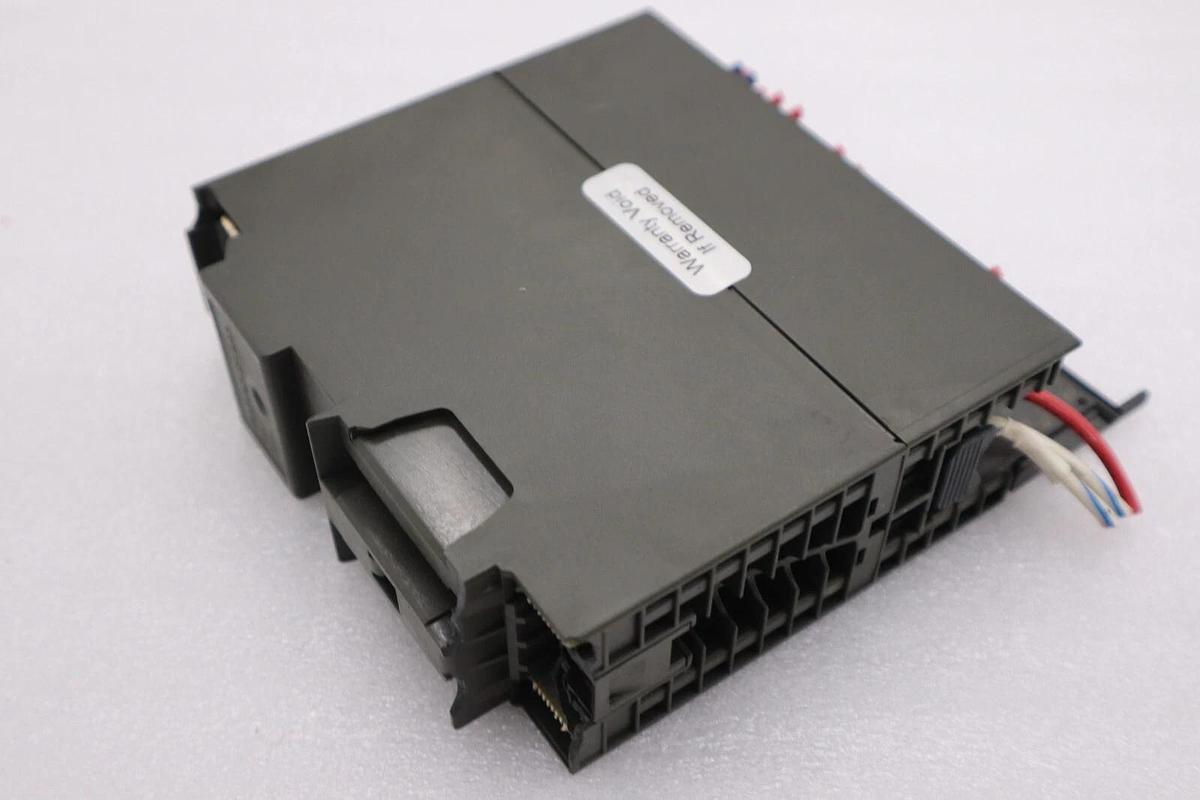 Used SIEMENS 6ES7 322-5HF00-0AB0 Output PLC Module STOCK K-671-C