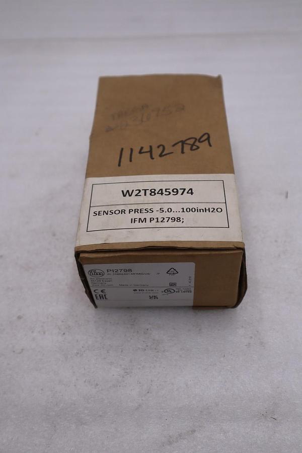 IFM EFECTOR PRESSURE SENSOR TRANSMITTER W/DISPLAY PI2798 NEW IN BOX STOCK GF385A