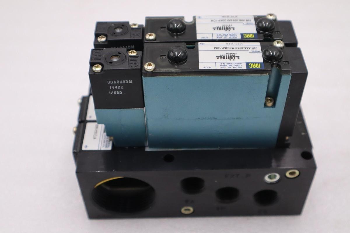 Used MAC VALVES (2) 92B-AAA-000-DM-DDAP-1DM W/ 92B-000-CJA MANIFOLD BASE STOCK H1302