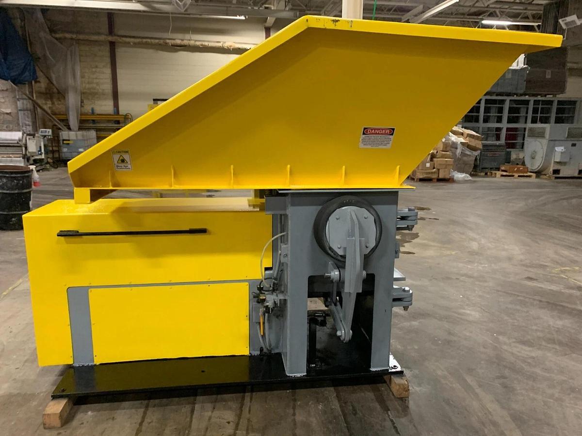 Used JAMES BRINKLEY HEAVY DUTY FLOOR TYPE BALE WIRE COILER