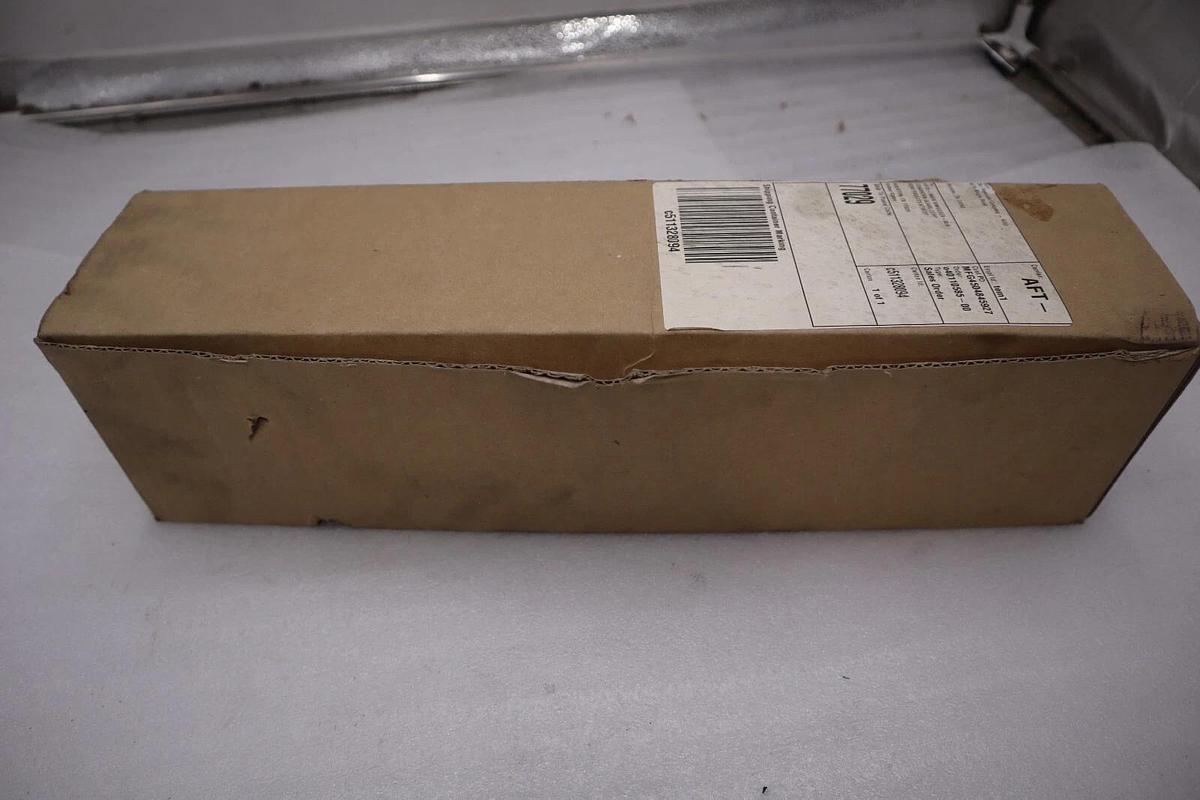 Used ALLEN BRADLEY AK-R2-120P1K2 / AKR2120P1K2 NEW IN BOX STOCK H123