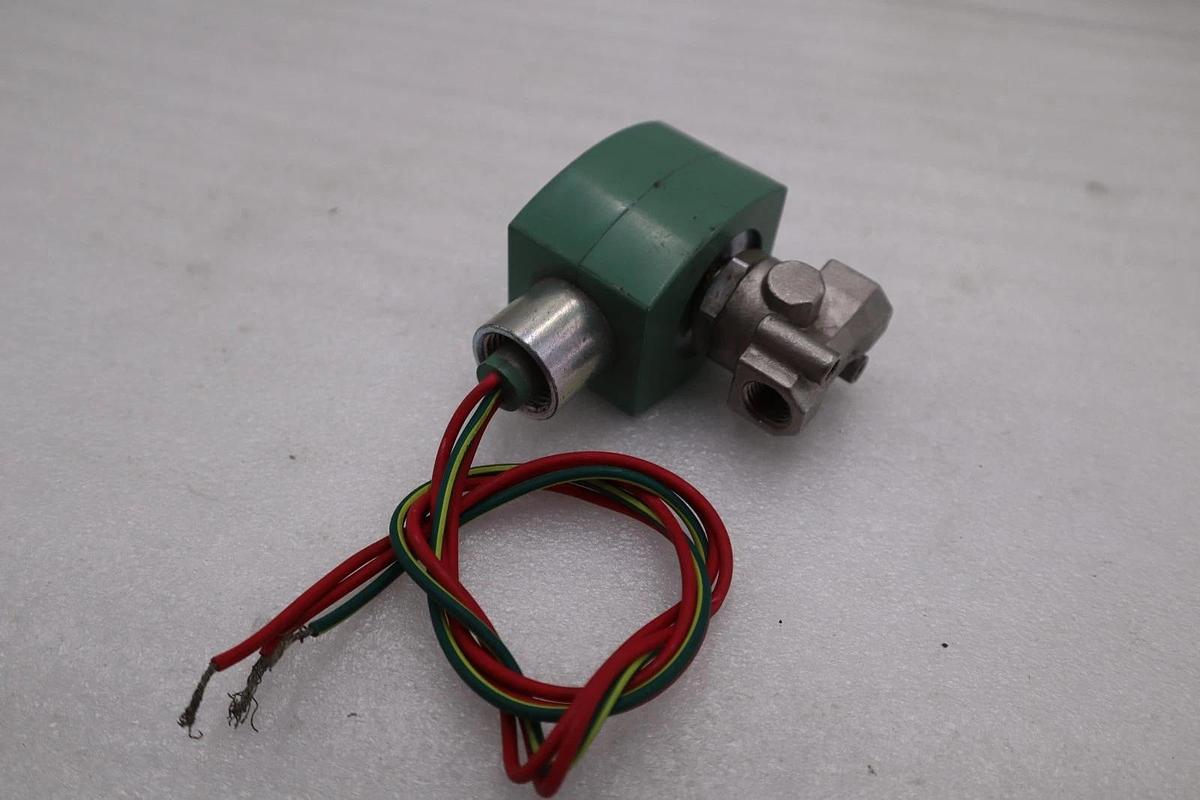 Used Asco 8262H226 Red-Hat Solenoid Valve 120v 1/4in  STK L89C