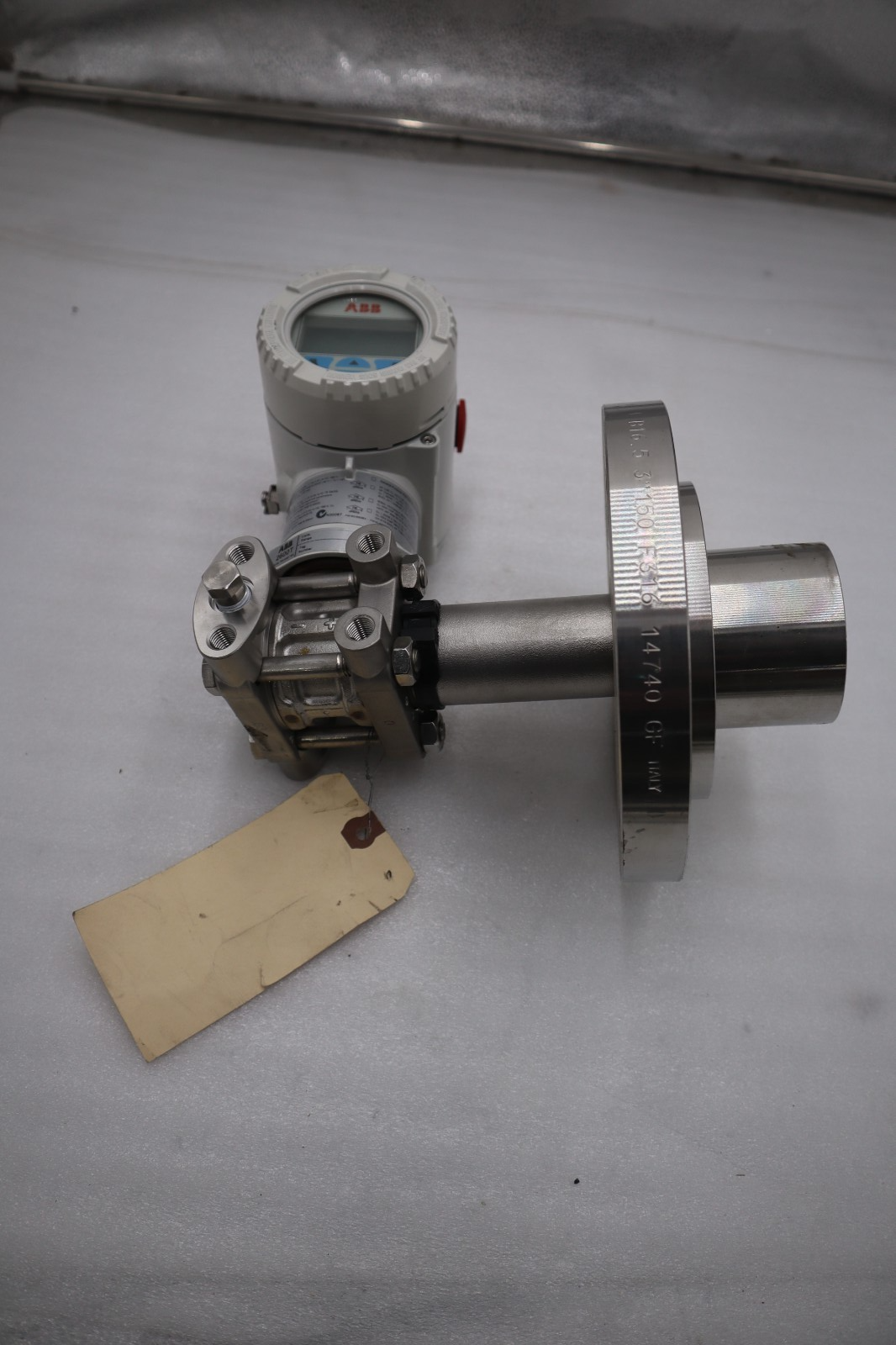 Used NEW ABB 2600T 266DRHESSA2A1 ENL5 PREUSSURE TRANSMITTER STOCK G239A