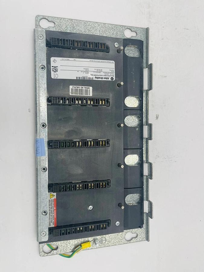 Used Allen-Bradley 2094-PR4 Series A 4-Axis Power Rail 325-650VDC #K-744