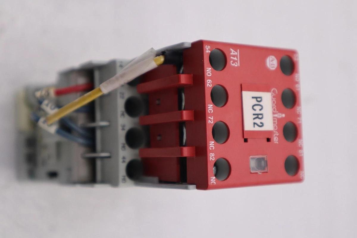 Used Allen-Bradley 700-CF310 SER A Used Safety Control Relay Contractor #L-482-C