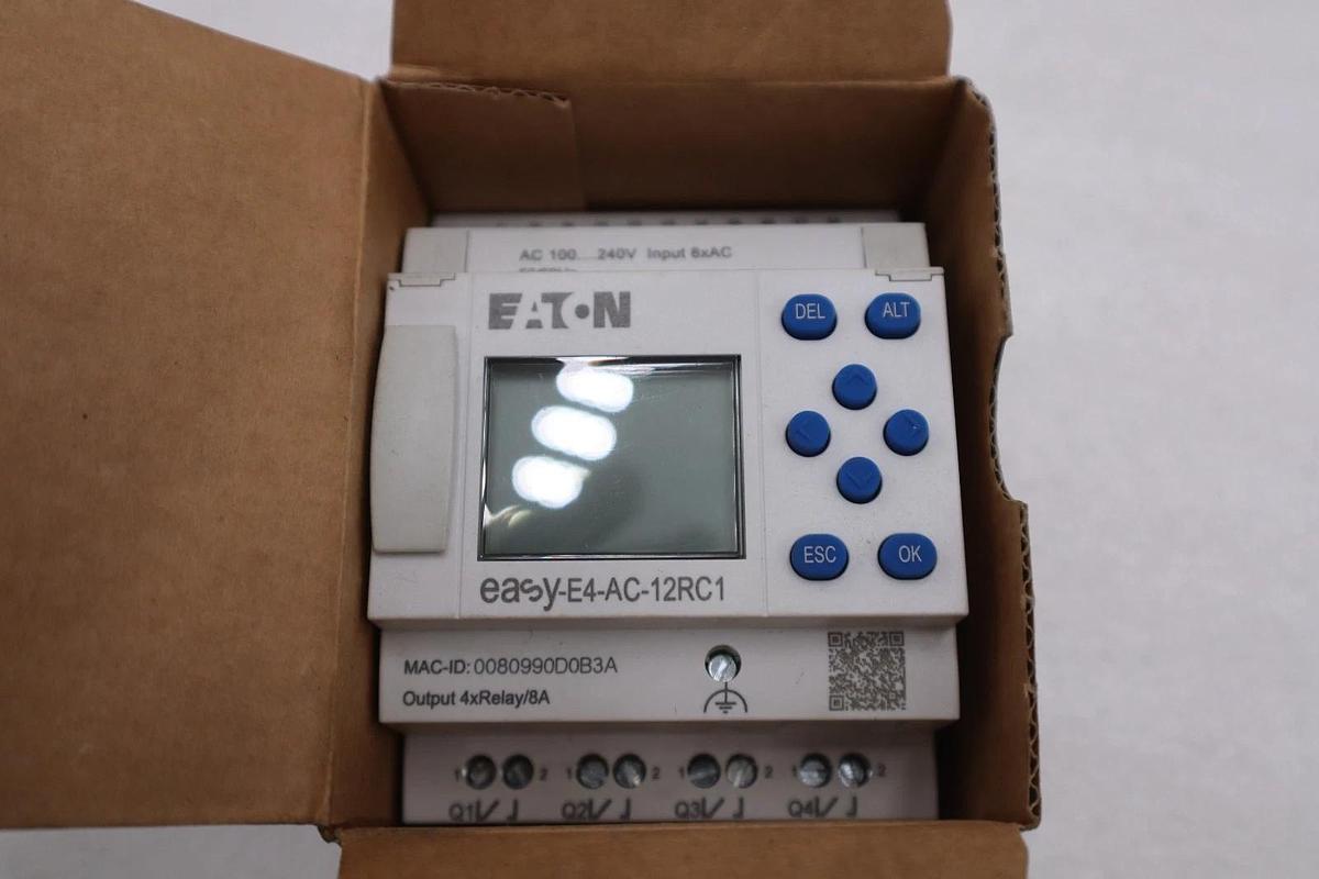 NEW OPEN BOX EATON MOELLER SERIES EASY-E4-AC-12RC1 Control Relay STK K-3965CC
