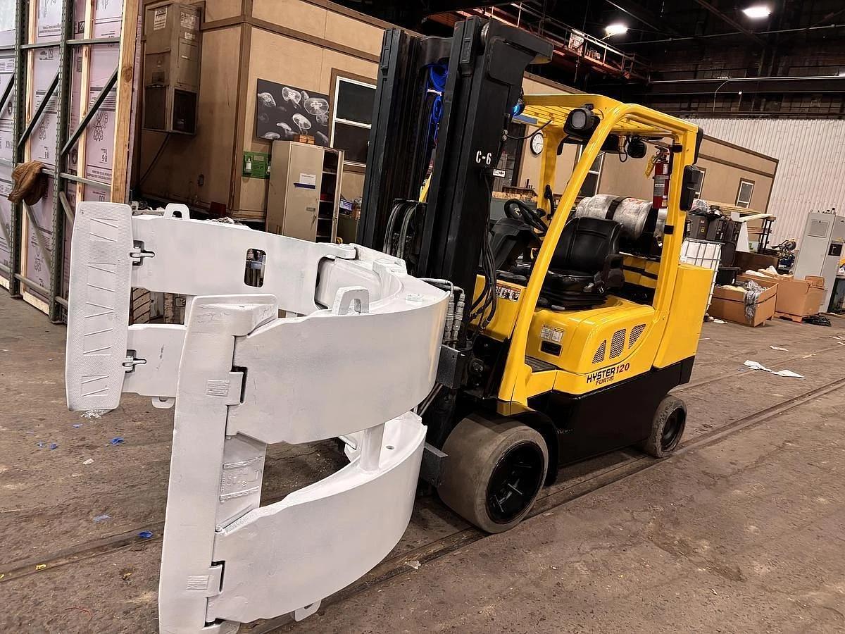 Used 12,000 POUND HYSTER S120FTPRS FORKLIFT WITH 72" CASCADE CLAMP