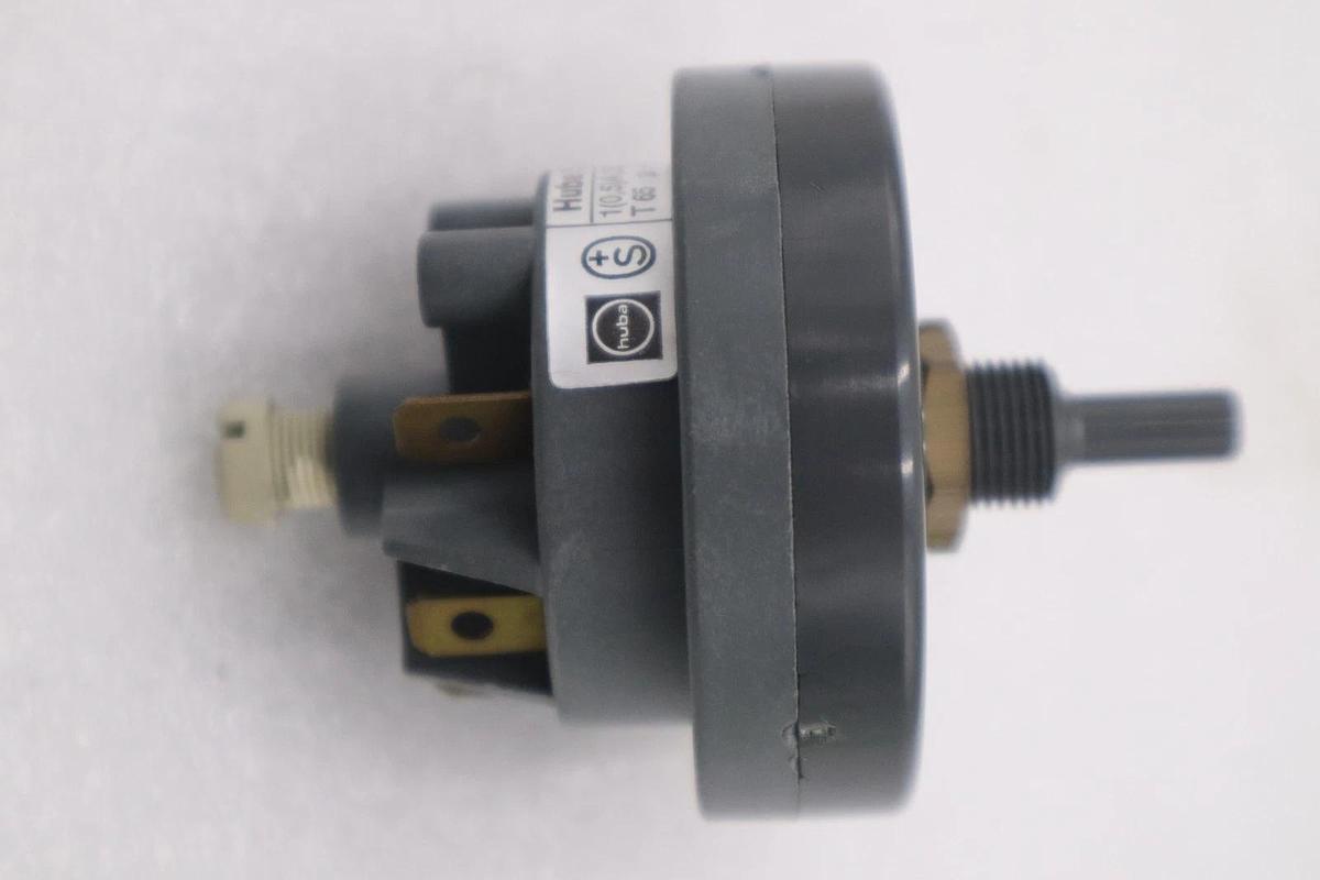 NEW OPEN BOX HUBA CONTROL CH-8116 MECHANICAL PRESSURE SWITCH STK G1000A