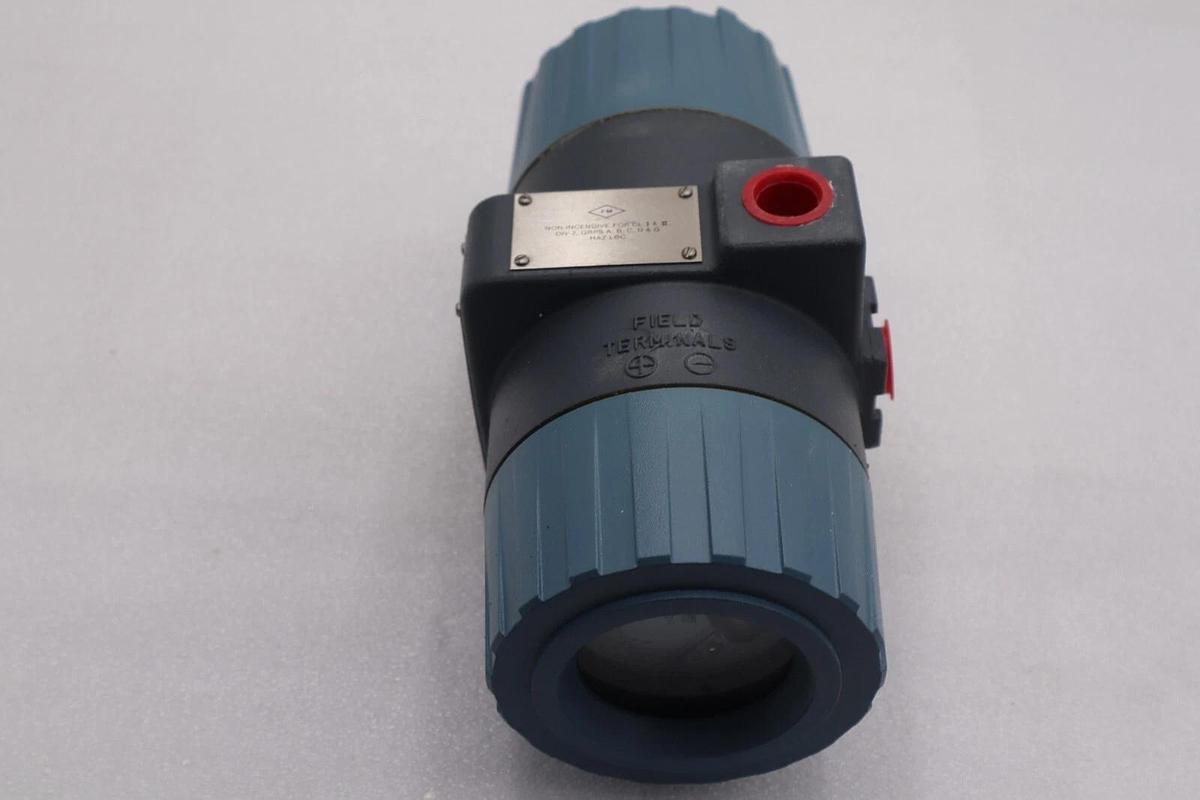 Used NEW Foxboro 870CC-07-N Electronic Transmitter STOCK 2197