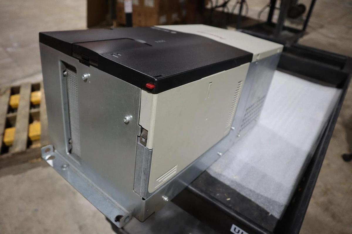 Used Allen-Bradley 20BD125A0AYNANC0 AC DRIVE POWERFLEX 700 480 VAC 60 HZ STOCK HP144