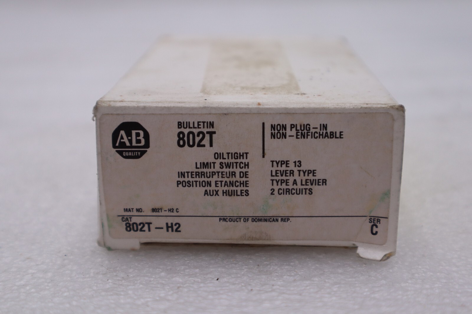 Used ALLEN-BRADLEY 802T-H2 SWITCH LIMIT OIL TIGHT SERIES C #K-2274