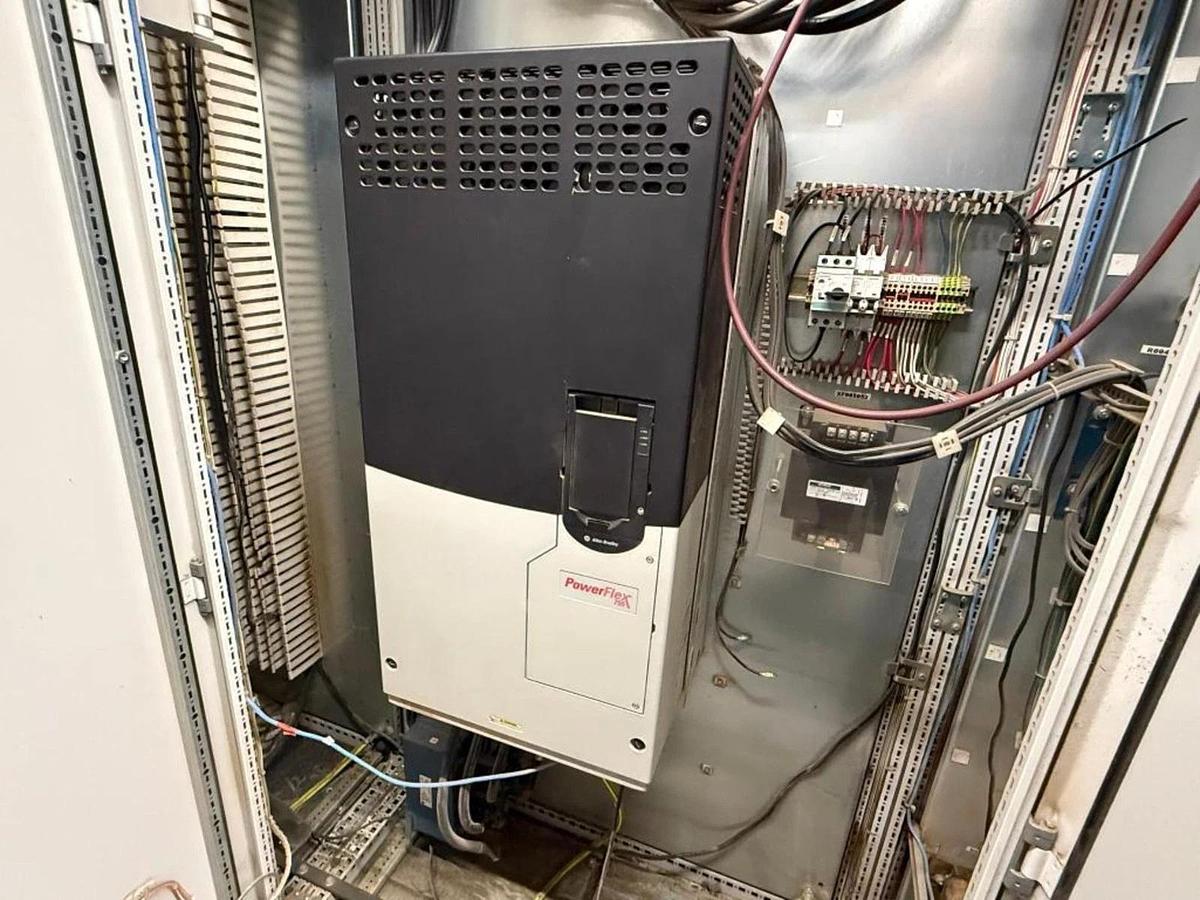 Used 200 HP ALLEN BRADLEY POWERFLEX 755 DRIVE CAT. 20G1ANE192AN0NNNNN 600V
