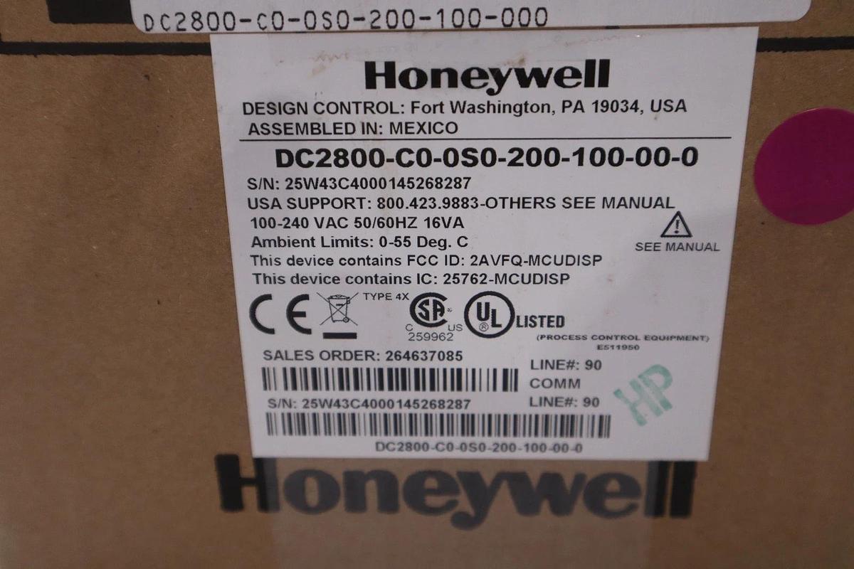 Used NEW HONEYWELL DC2800-C0-0S0-200-100-00-0 DIGITAL CONTROLLER STK SGF134