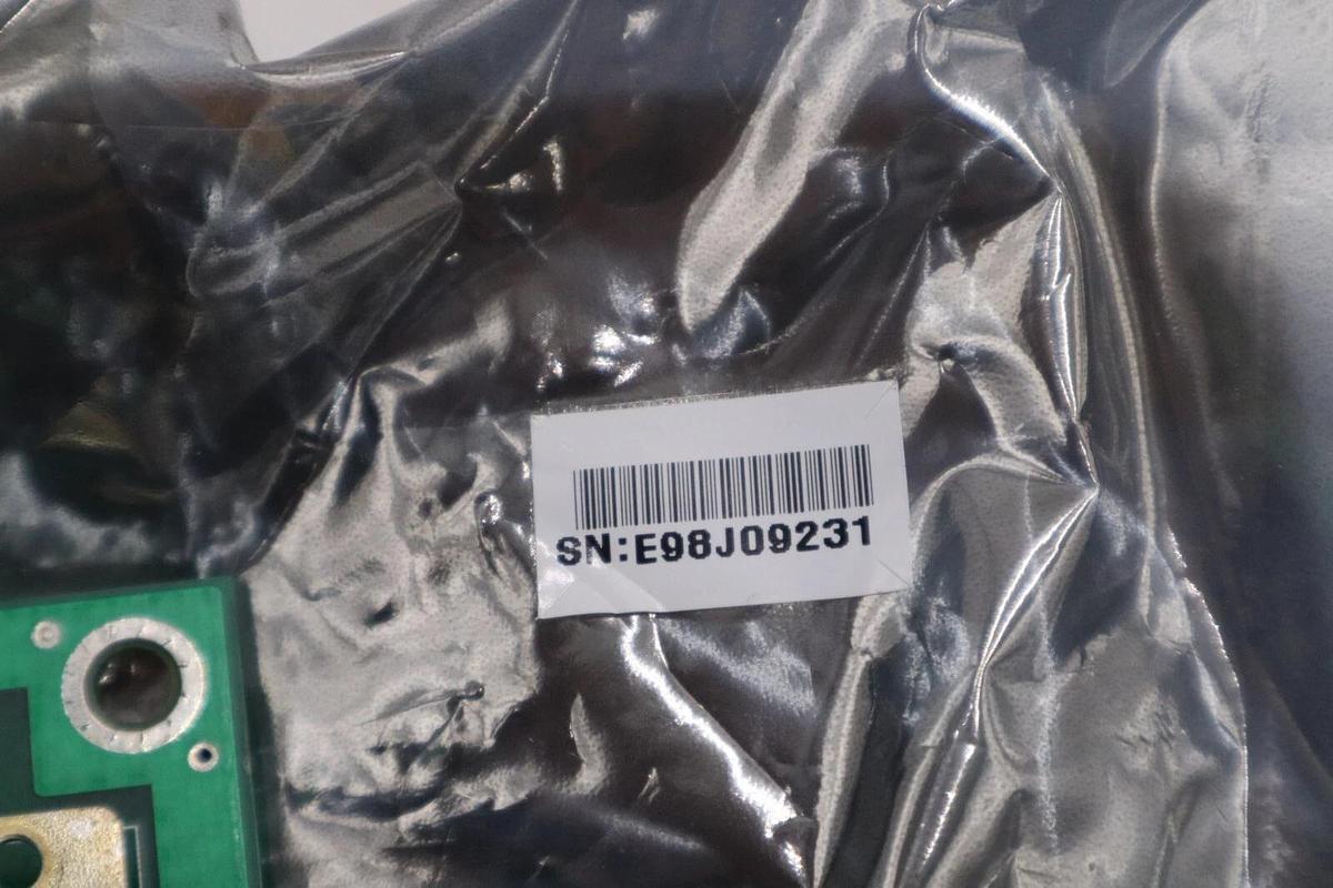 Used NEW IN BOX Trane Tracer 50100724 Programmable Control Module STOCK G384