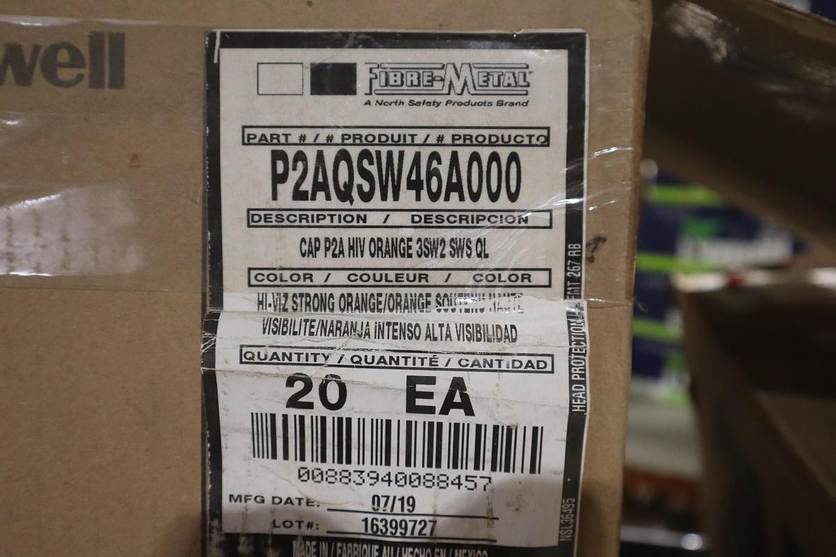 Fibre-Metal By Honeywell P2AQSW46A000 Hard Hat - NEW - STOCK SGF86