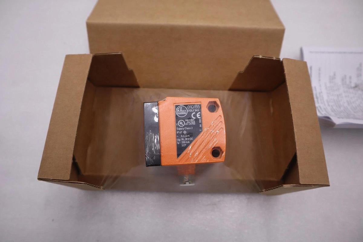 IFM ELECTRONIC O1DLF3KG PHOTOELECTRIC DISTANCE SENSOR (O1D155) NEW STOCK G425A