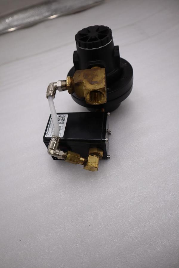 Used NEW PROPORTION AIR PRESSURE REGULATOR RM004N REV A w/ V1 QB1TBNICZP50PSG #H1612
