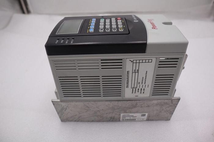ALLEN BRADLEY DRIVE 20AB4P2A3AYNNNNN 1 HP POWERFLEX 70 VFD 240 V NEW STOCK K3311