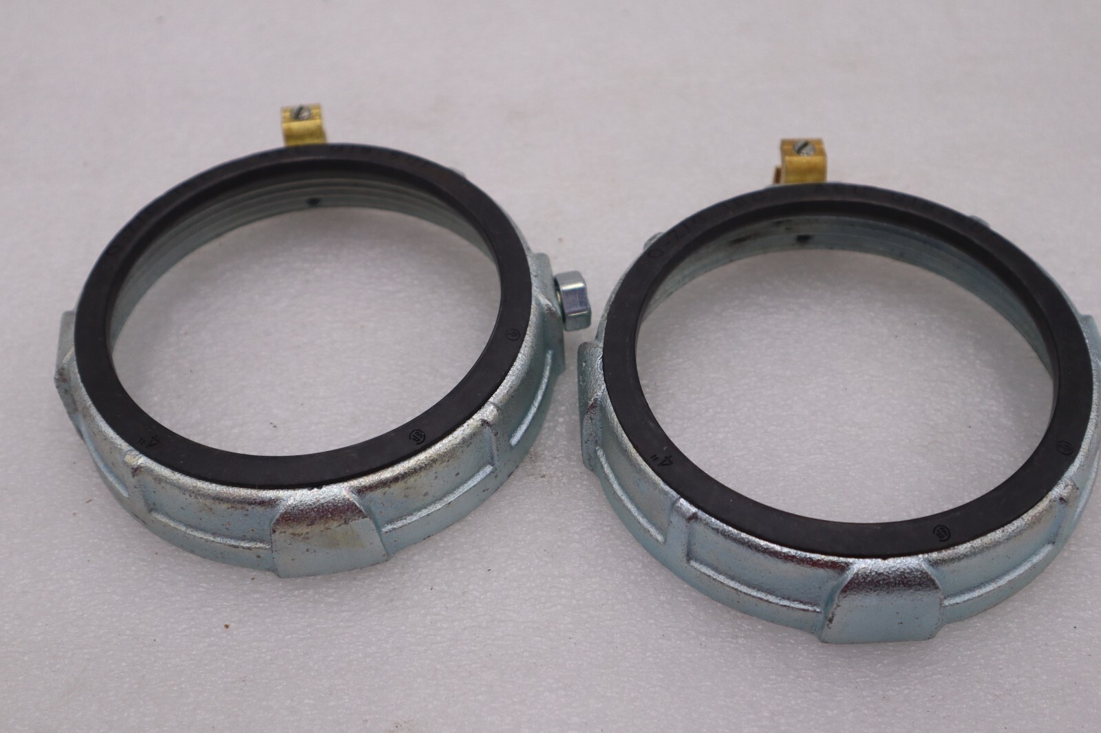 Used O-Z GEDNY IBC-400L-4BC THREADED CONDUIT GROUNDING BUSHING STOCK #321-A