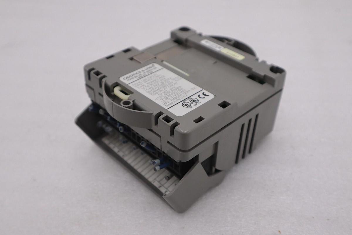 Used GIDDINGS & LEWIS M.1300.7372 R1 Input Module 24VDC SINK/SOURCE STOCK 649-D