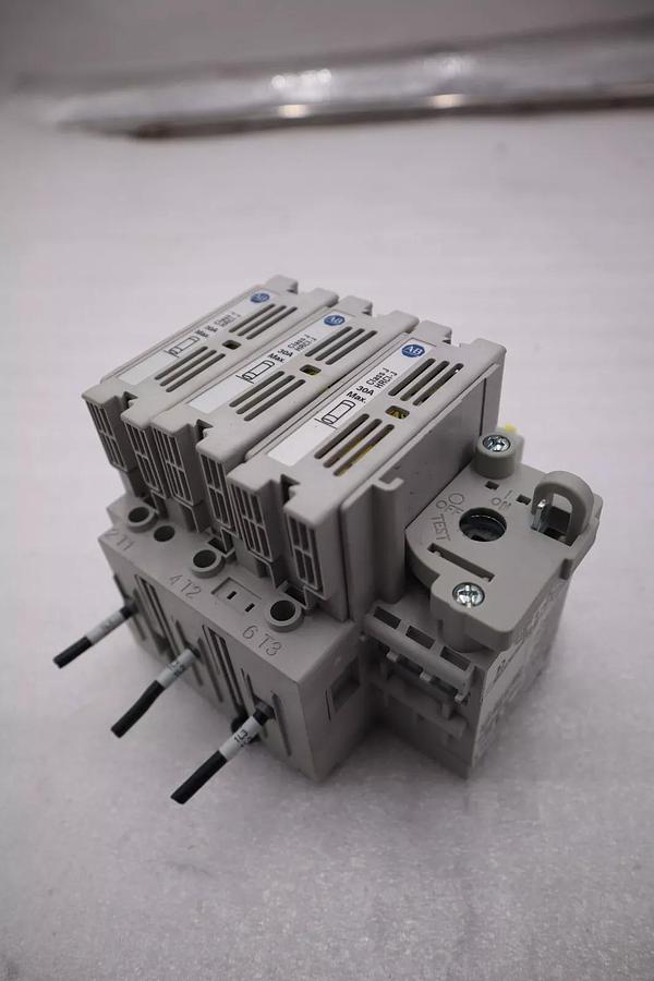 Used ALLEN BRADLEY 194R-J30-1753 / 194RJ301753 (USED) STOCK B-1560