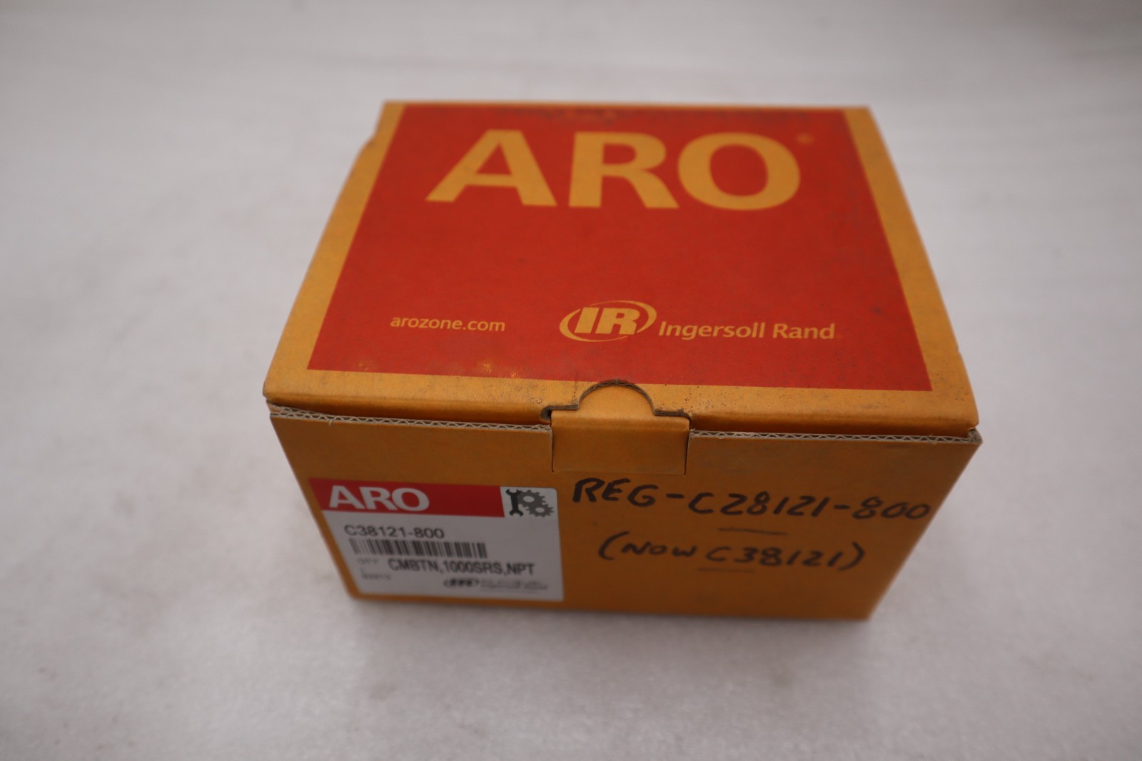 Used Ingersoll-Rand  ARO C38121-800  Combination Filter/Lubricator STK GF169A