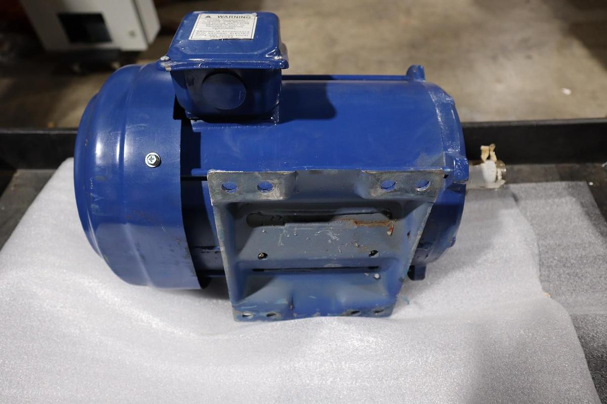 Used TECO Westinghouse MAX-PE GP0054 TYPE AEGHUW Motor 5 HP STOCK HS30