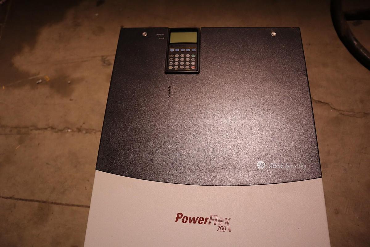 Used ALLEN BRADLEY 20BD180A3ANNANC1 POWERFLEX 700 DRIVE VFD 150 HP NEW UNIT #S-232