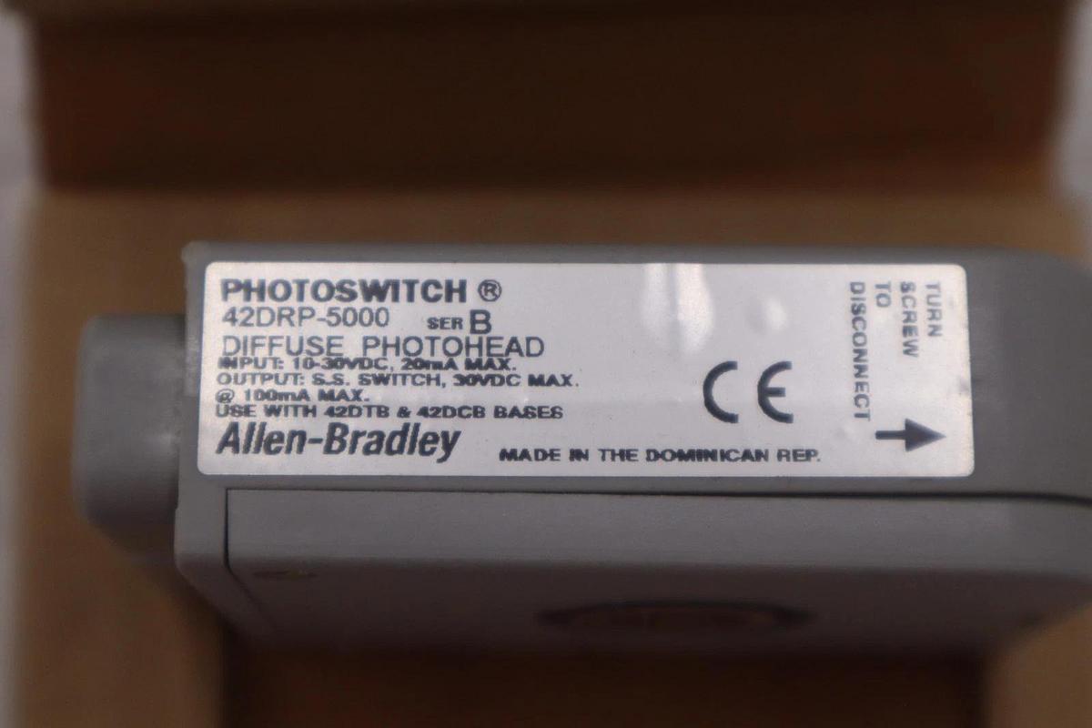 Used ALLEN BRADLEY 42DRP-5000 / 42DRP5000 PHOTOSWITCH DIFFUSE PHOTOHEAD NEW IN BOX